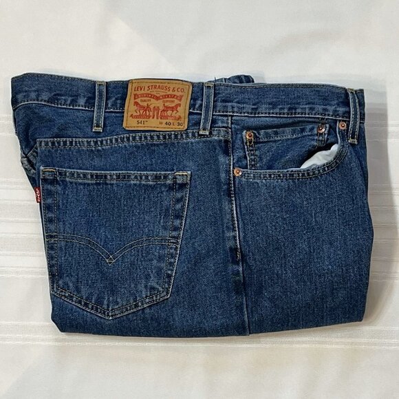 Levi's 541 40 X 30 Red Tab EUC Like New Athletic Fit‎ - Picture 1 of 10